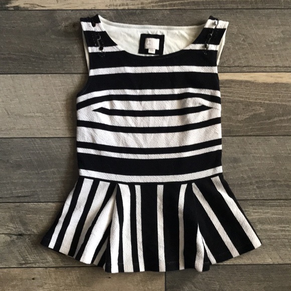 Anthropologie Tops - Anthro Postmark Antonia Striped Sleeveless Top